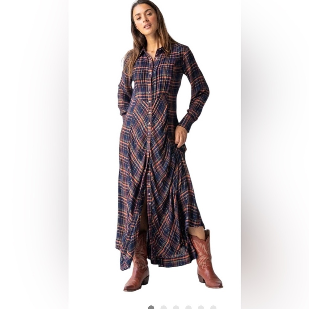 NATURAL LIFE Hailee Maxi Dress - Navy
Orange Plaid - XL NWOT